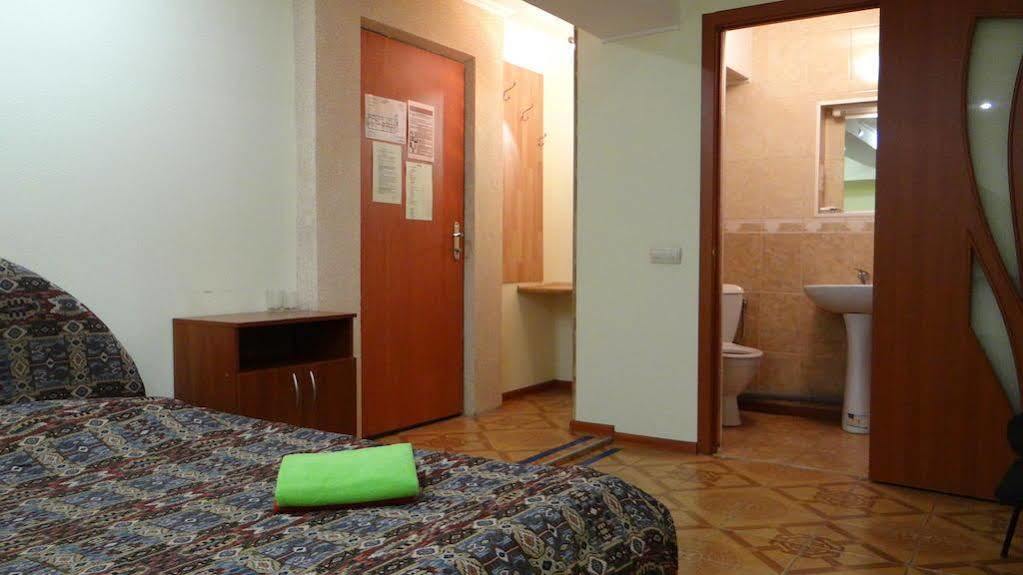 Hotel Desna Kut เคียฟ ภายนอก รูปภาพ